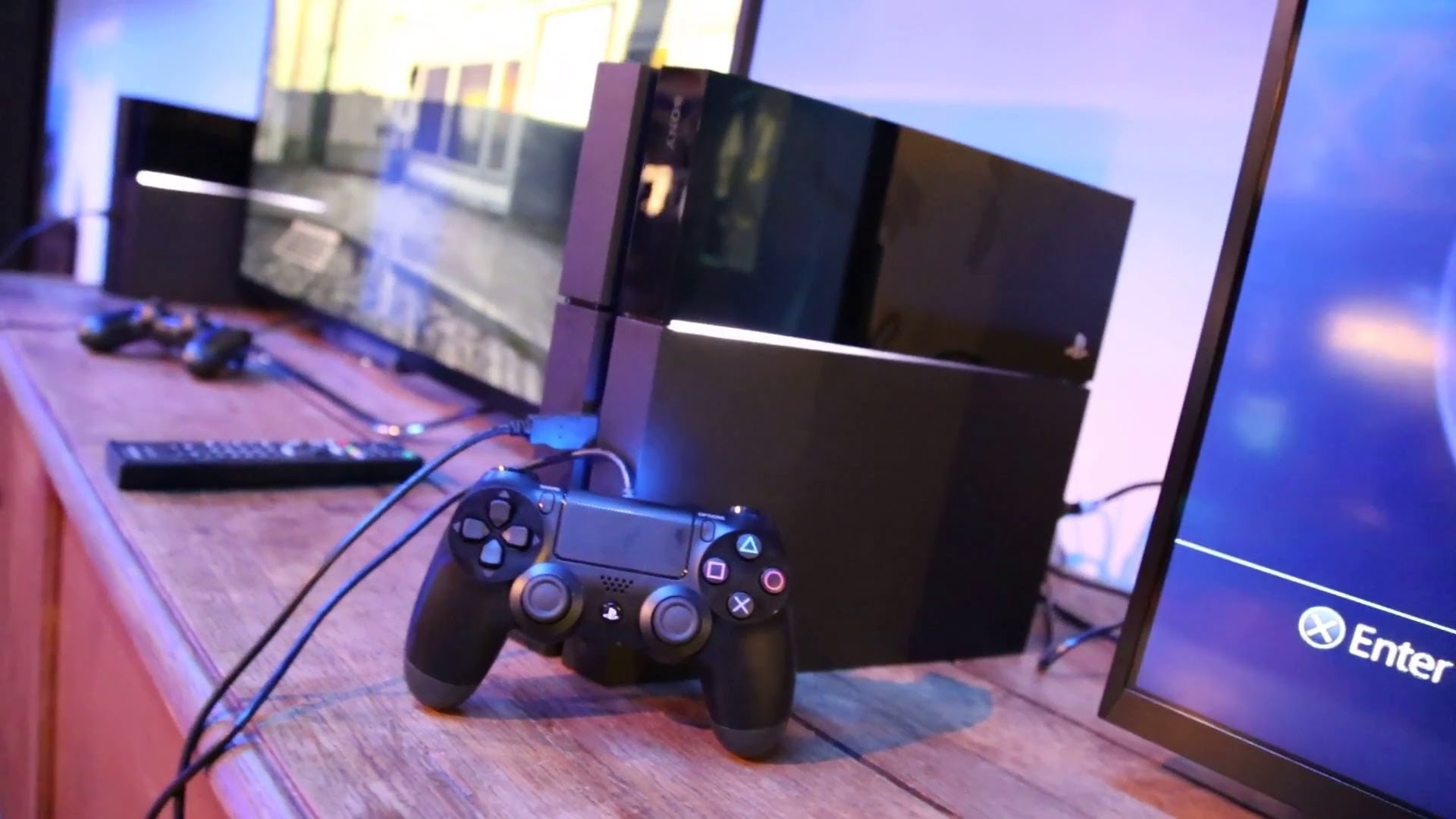 Browse-Appartement-4-Sonys-PS4-Themed-Apartment-by-Sony-France Browse Appartement 4 - Sony's PS4 Themed Apartment by Sony France