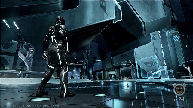 Step-back-into-the-game-with-Tron-Evolution Step back into the game with Tron Evolution