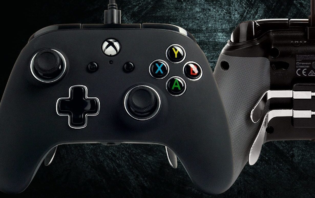 RS7559_1510522-01_XB1_Fusion-Pro-Wired_Black_D4X RS7559_1510522-01_XB1_Fusion-Pro-Wired_Black_D4X